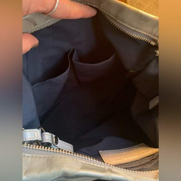 SOLD⛔️Authentic COACH 1941 Signature canvas/patent leather Stripe zip CrossBody - Picture 14 of 16